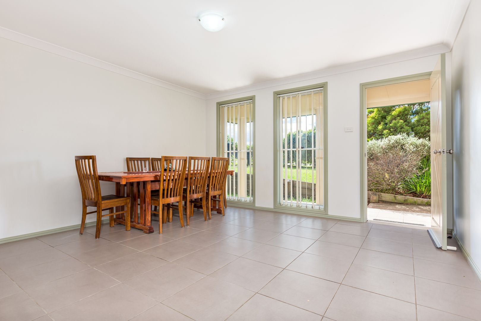 2/8 Wilkinson Boulevard, Singleton NSW 2330, Image 1