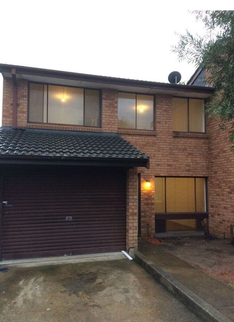 3 bedrooms Townhouse in 25/156 Moore St LIVERPOOL NSW, 2170
