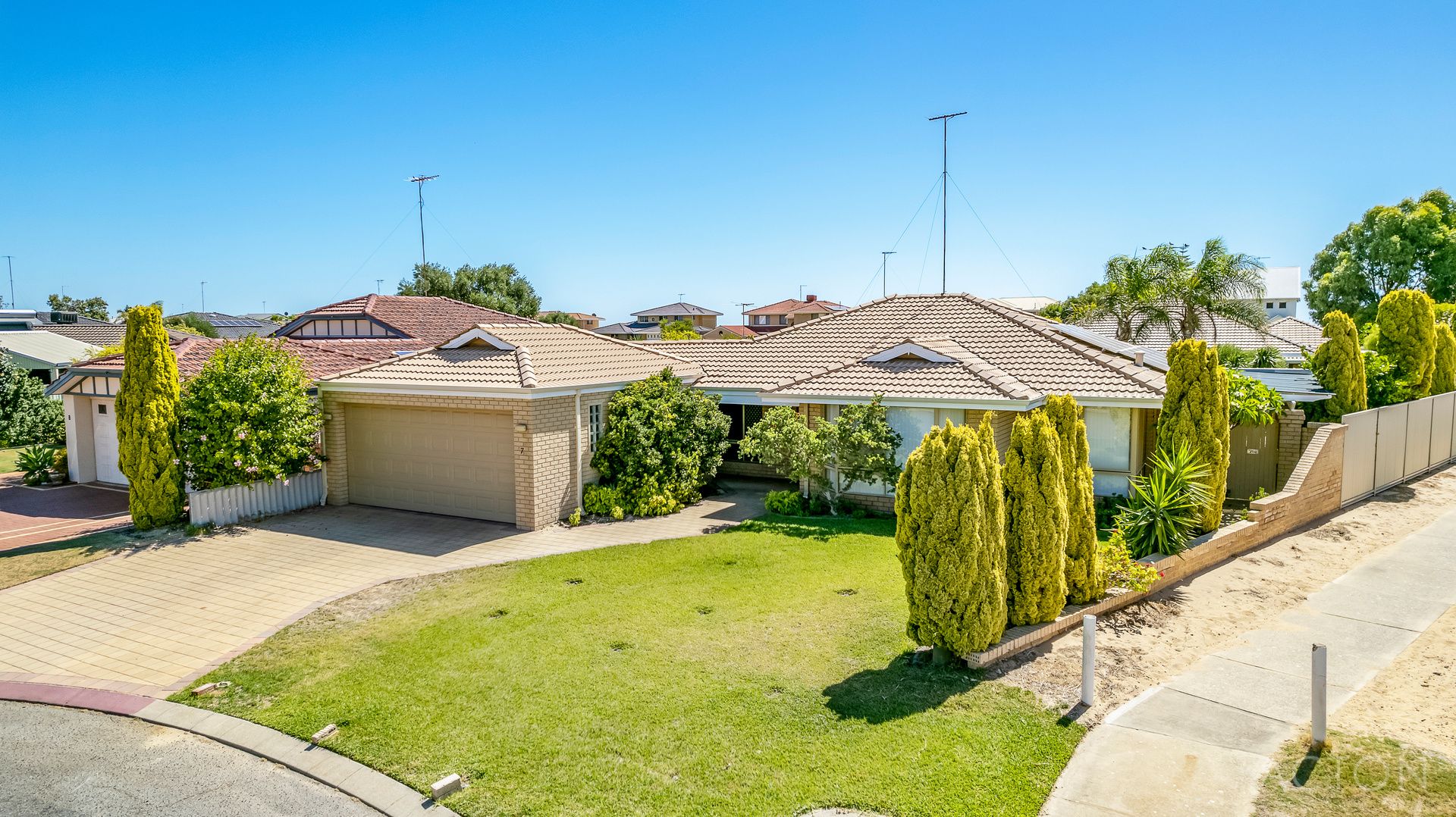 7 Mardan Court, Silver Sands WA 6210, Image 1