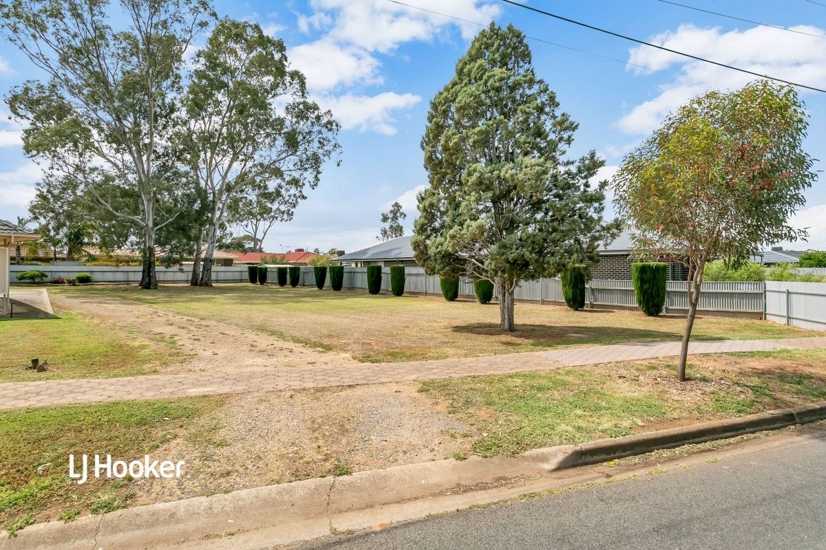 35 Leslie McIntyre Avenue, Salisbury Downs SA 5108, Image 2