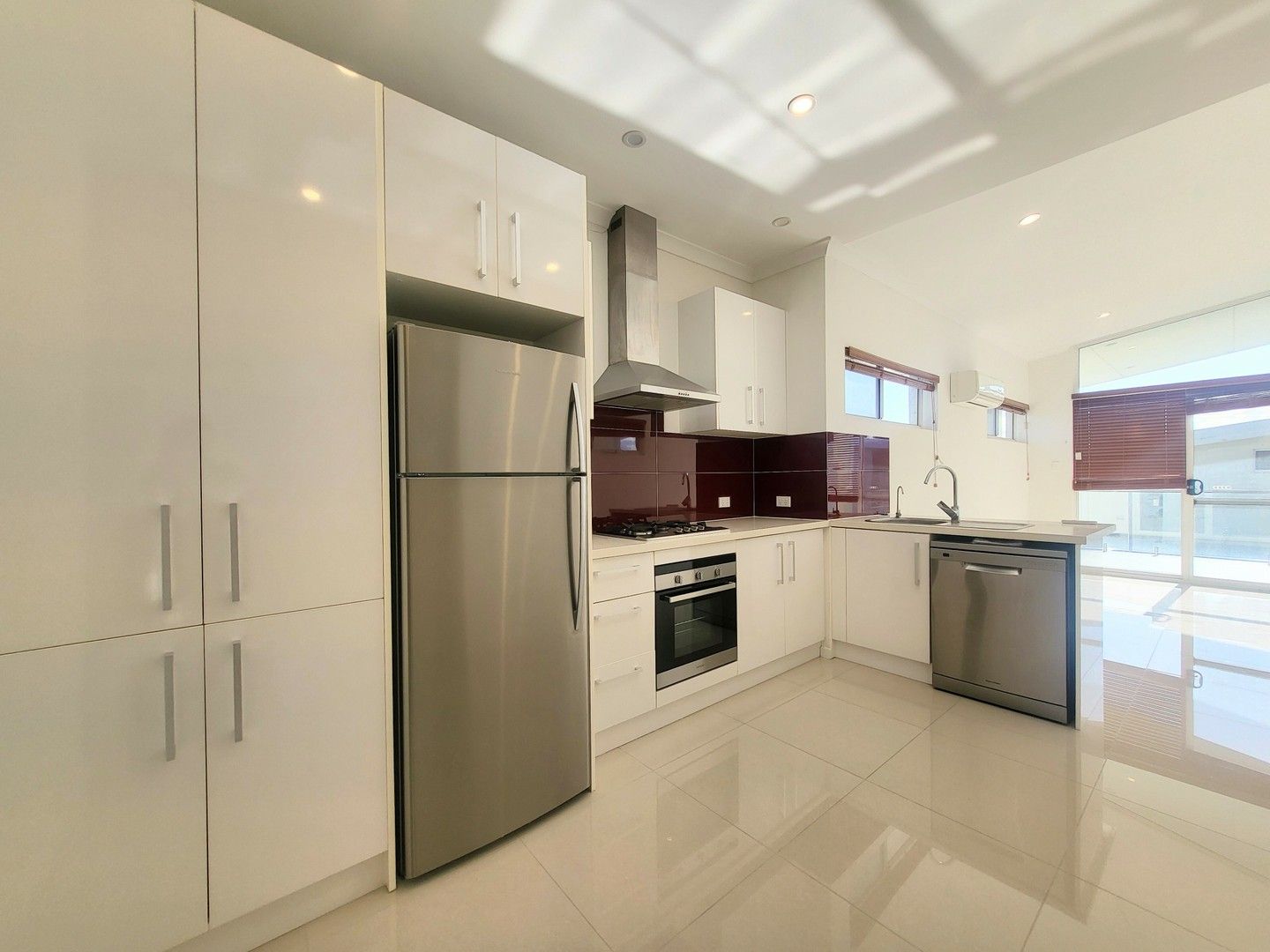 2 bedrooms Apartment / Unit / Flat in Unit 7/48 Frederick St BELMONT WA, 6104