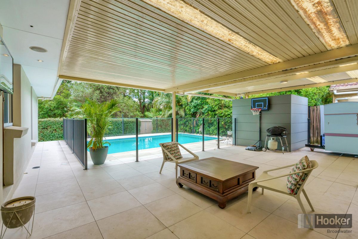 16 Richard Crescent, Highland Park QLD 4211, Image 1