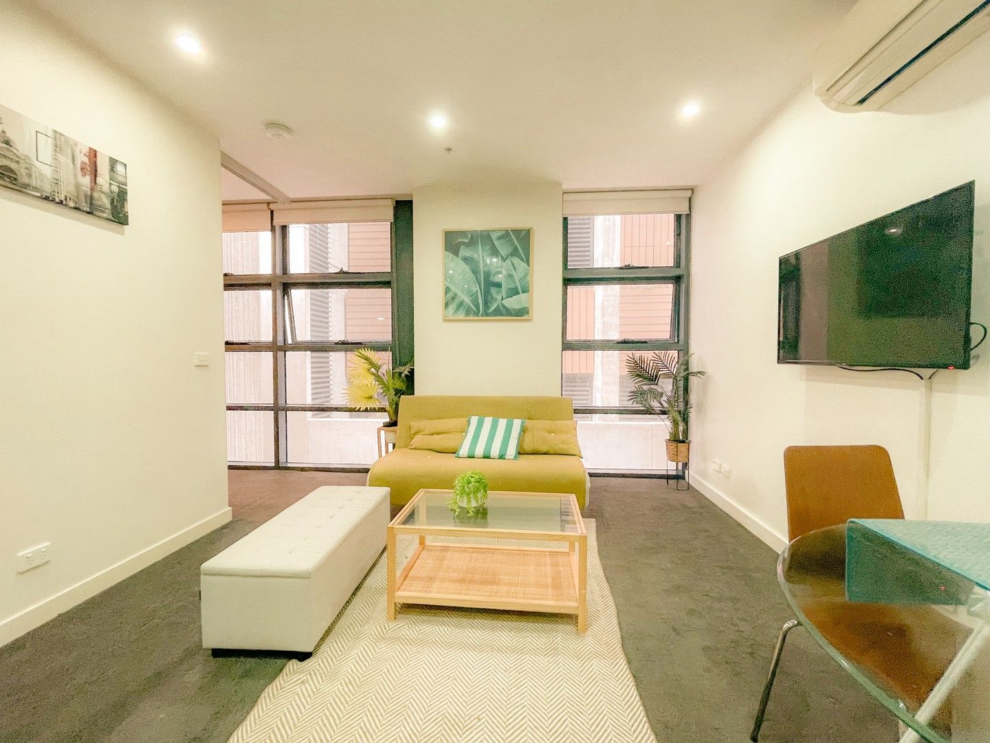 2 bedrooms Apartment / Unit / Flat in 207/557 Little Lonsdale Street MELBOURNE VIC, 3000