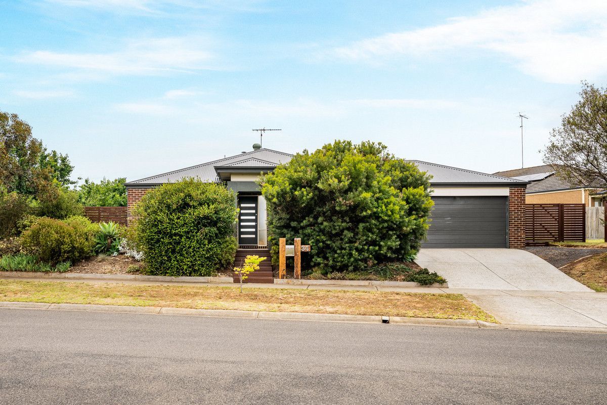 34 Moreillon Boulevarde, Bannockburn VIC 3331, Image 0