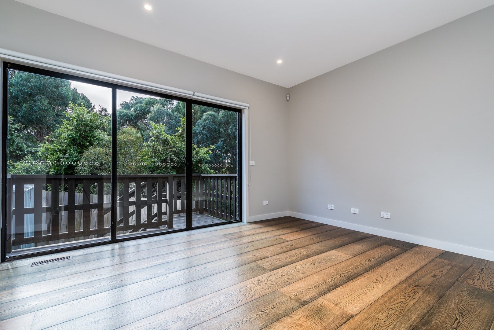 5/20-22 Hughes Street, Burwood VIC 3125, Image 2