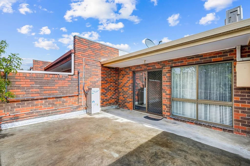 1/437 Dorset Road Service Road, Croydon VIC 3136