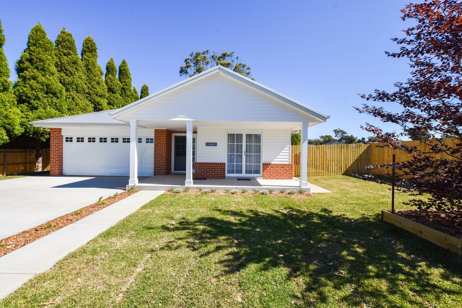 4 bedrooms House in 12 Cascabel Close BALACLAVA NSW, 2575