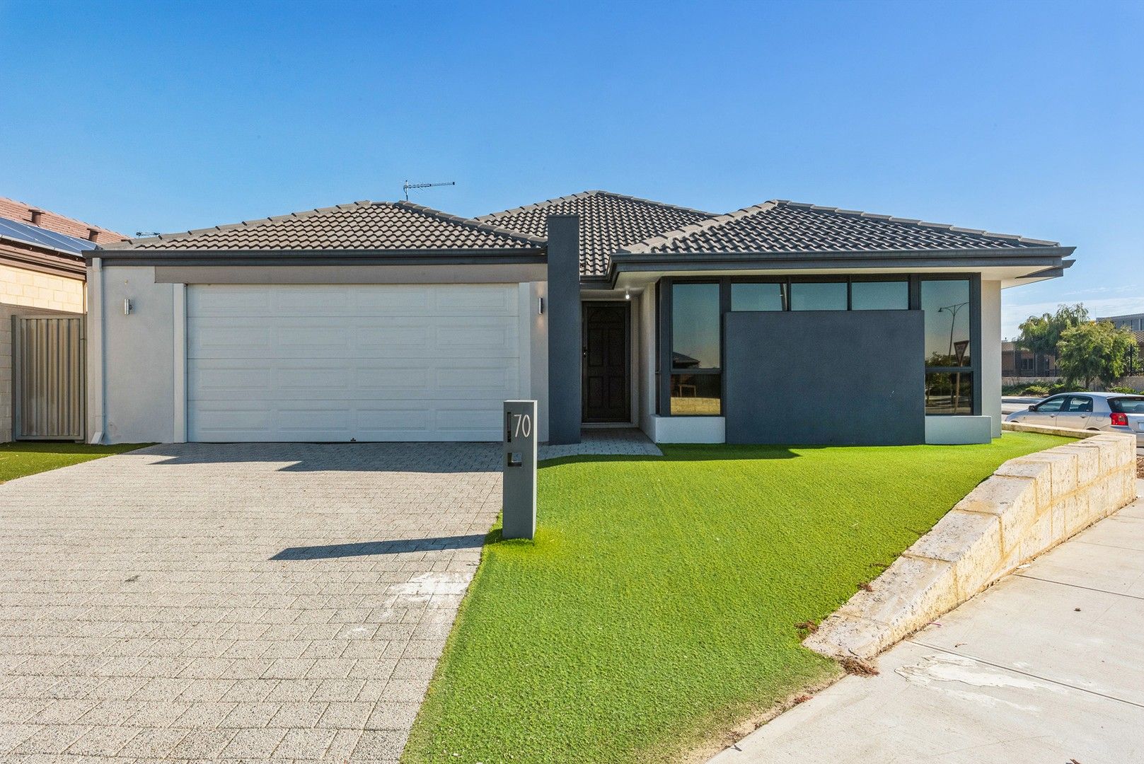 4 bedrooms House in 70 Mayor St HARRISDALE WA, 6112