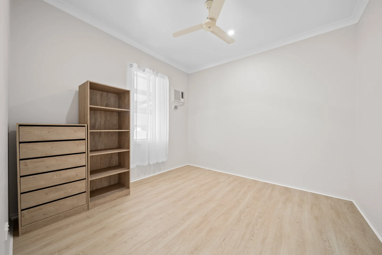 Additional image 6 of 5 Round Tree Drive, Emerald QLD 4720