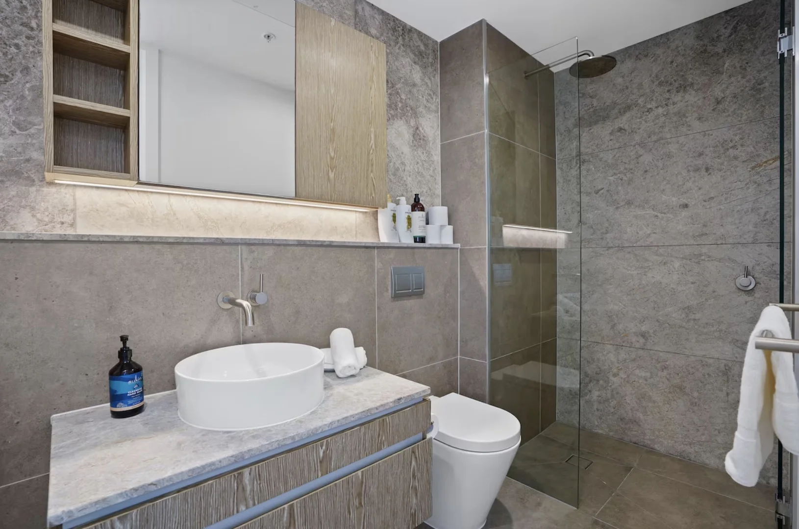 Additional image 5 of 1805/23 Batman Street, West Melbourne VIC 3003