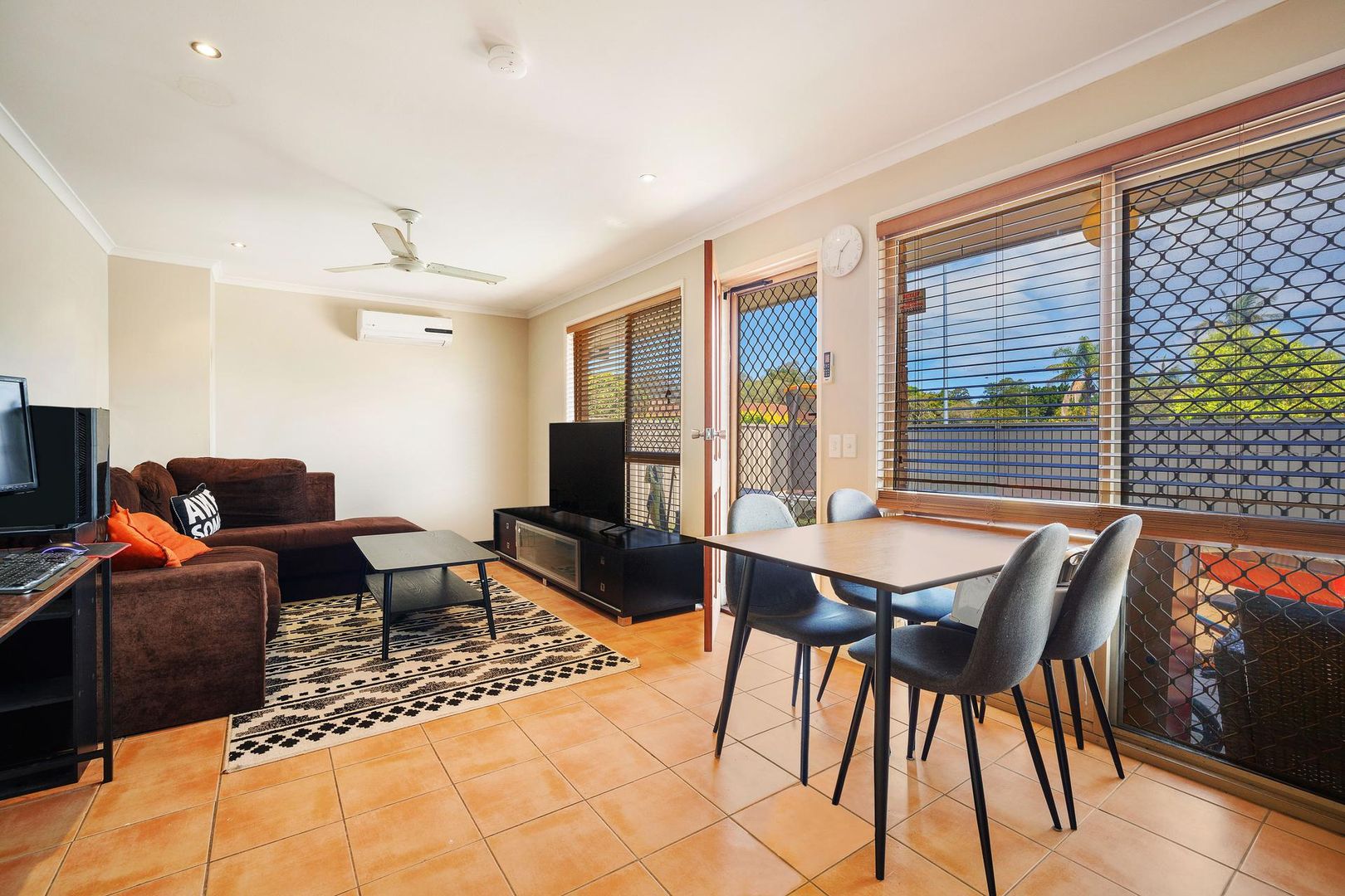 4/5 Tannock Street, Ashmore QLD 4214, Image 2