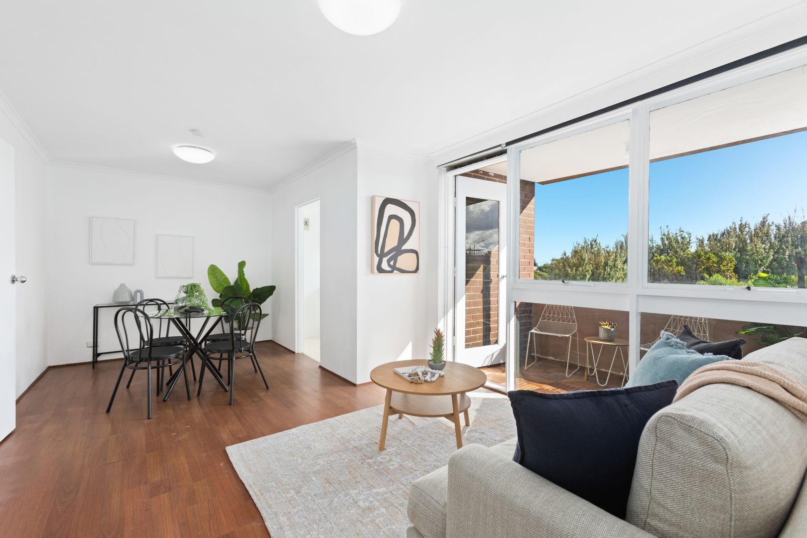 20/402 Nepean Highway, Frankston VIC 3199 Apartment For Rent 420