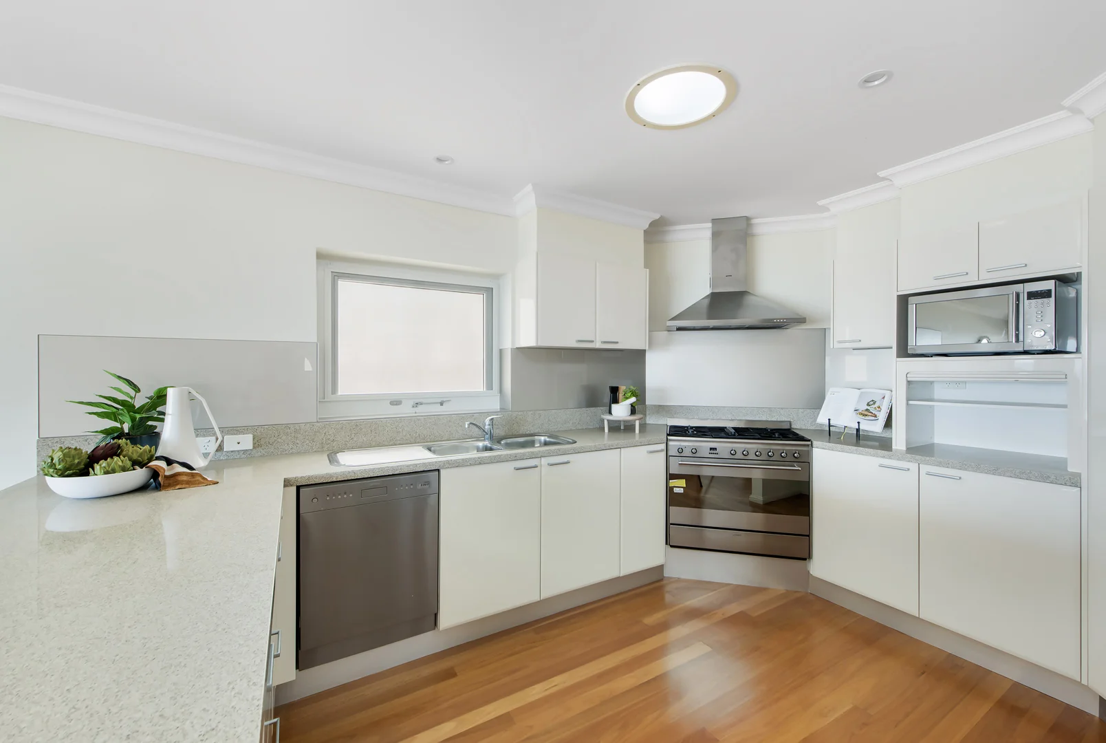 Additional image 9 of 1/151 Ocean Street, Narrabeen NSW 2101