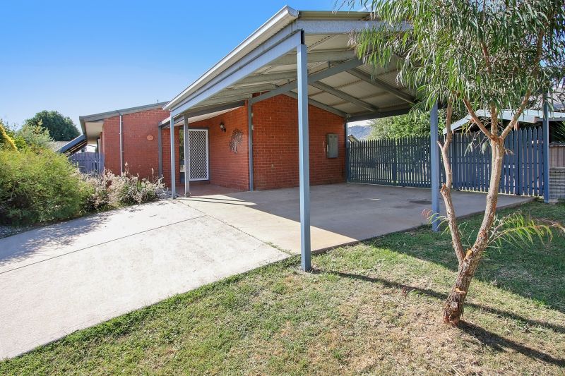 11 Kiewa Valley Court, Tangambalanga VIC 3691, Image 1