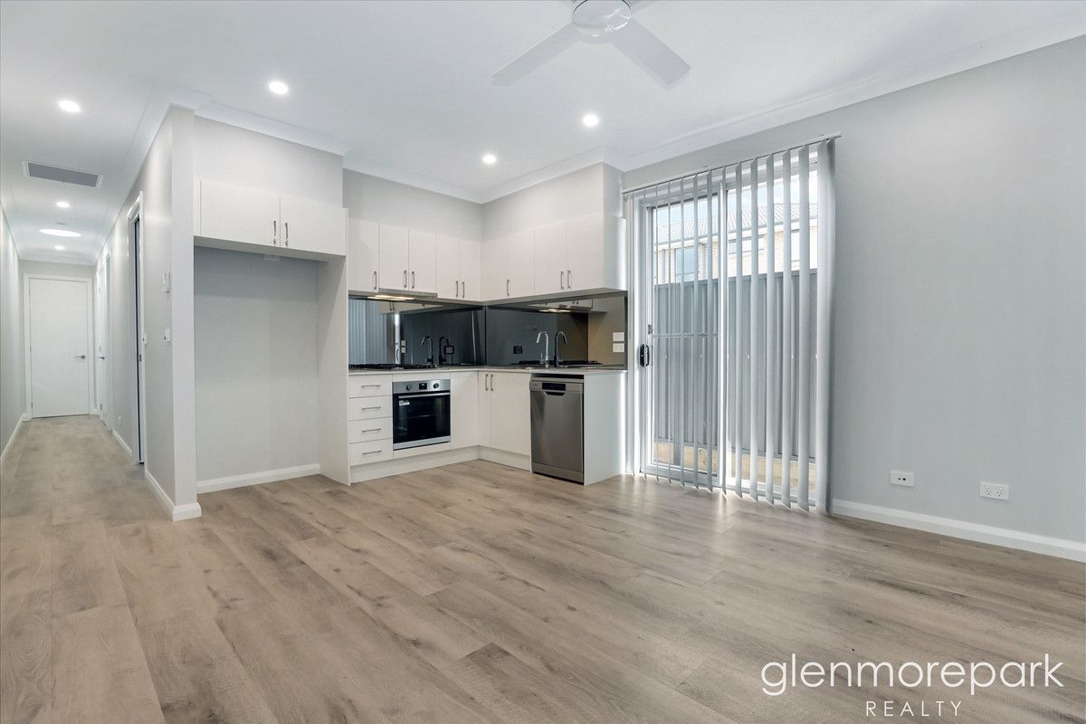 2 bedrooms Apartment / Unit / Flat in 30a Safari Drive SILVERDALE NSW, 2752