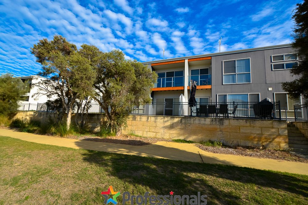 3 bedrooms Townhouse in 22/15 Kardan Loop FALCON WA, 6210