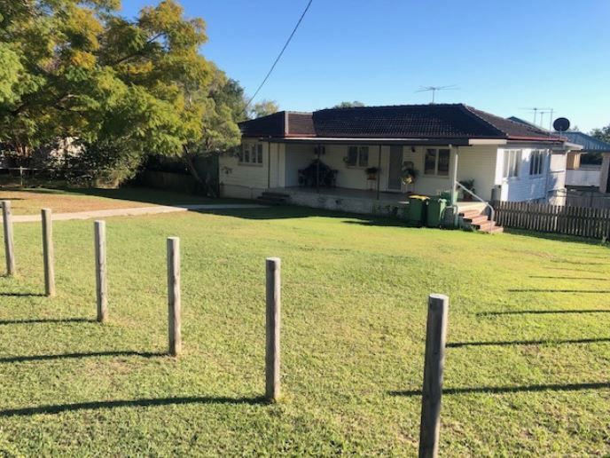 3 bedrooms House in 26 Nuttall Street LAWNTON QLD, 4501