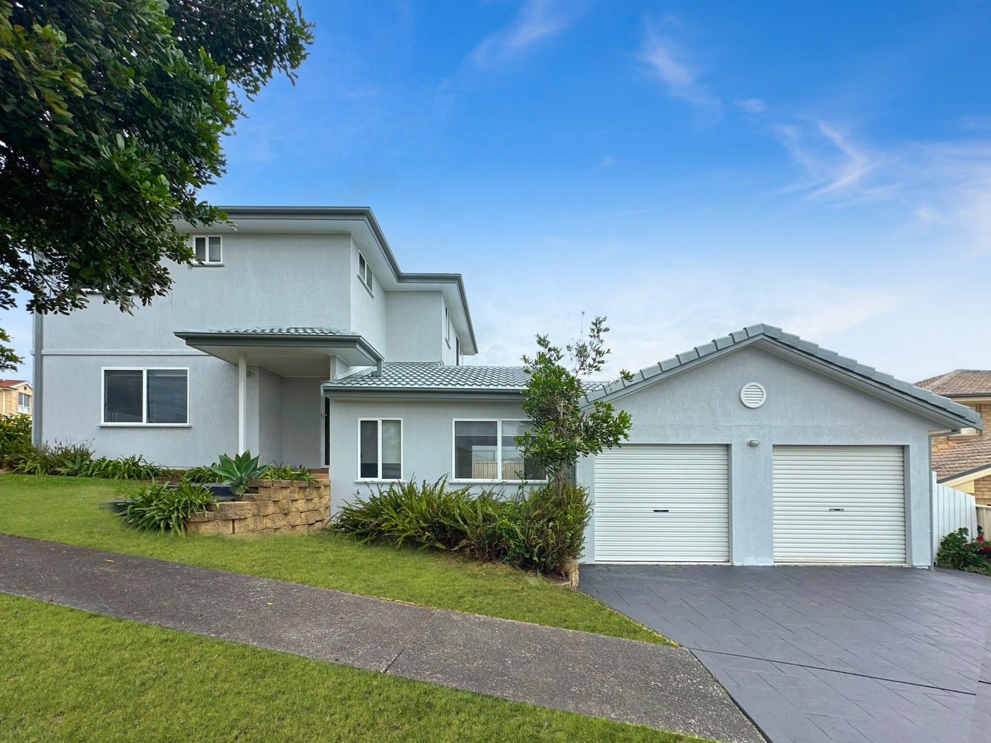4 bedrooms House in 2/22 Tasman Drive SHELL COVE NSW, 2529