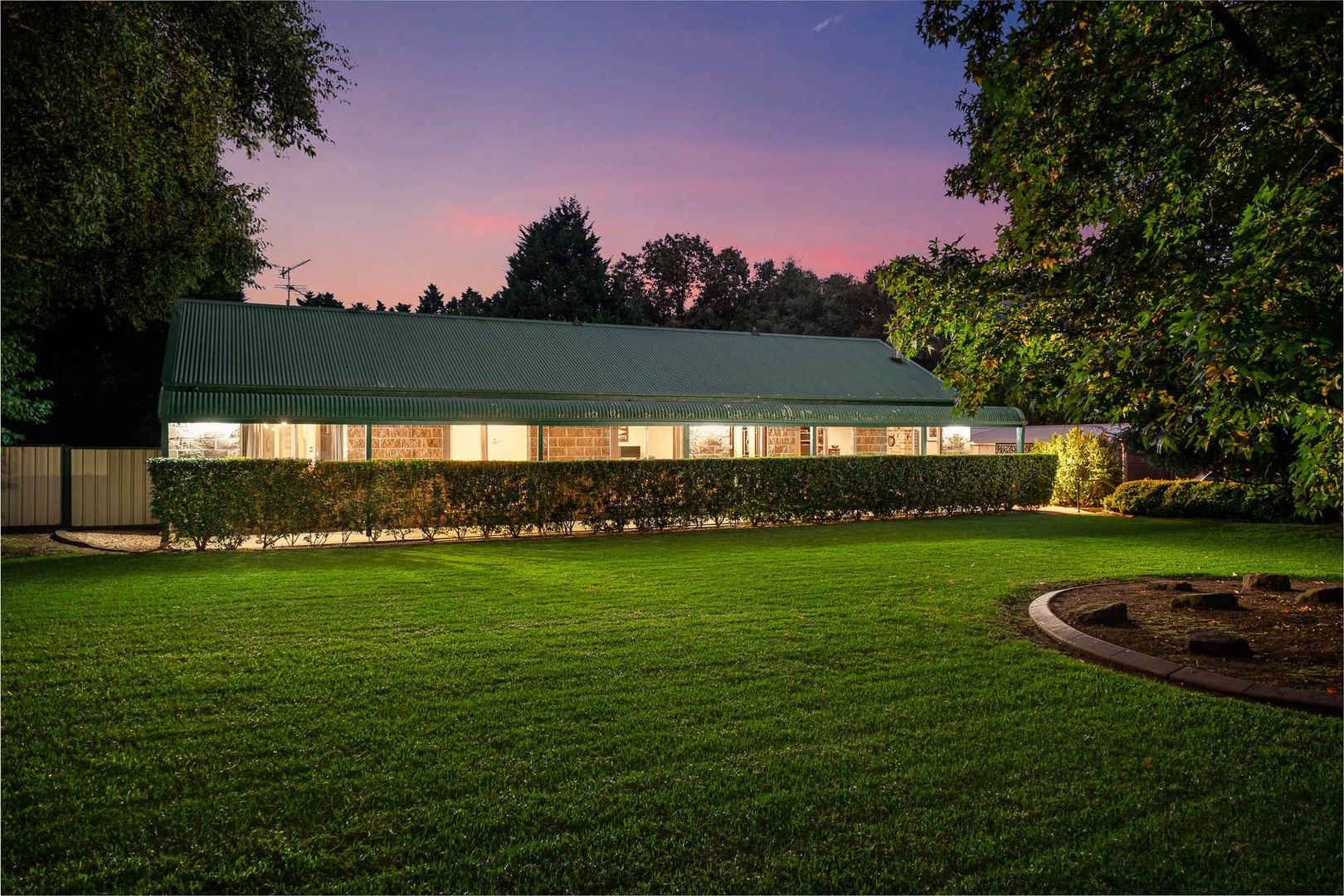 7 bedrooms House in 20 Claremont Drive BARGO NSW, 2574