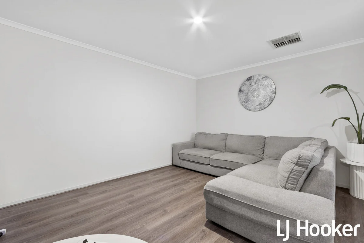 Additional image 8 of 5 Almandine Lane, Munno Para West SA 5115