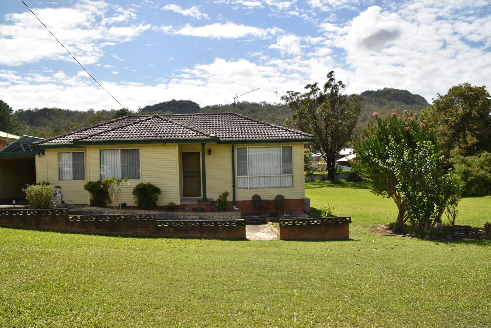 32  Crawford Street, Bulahdelah NSW 2423, Image 0