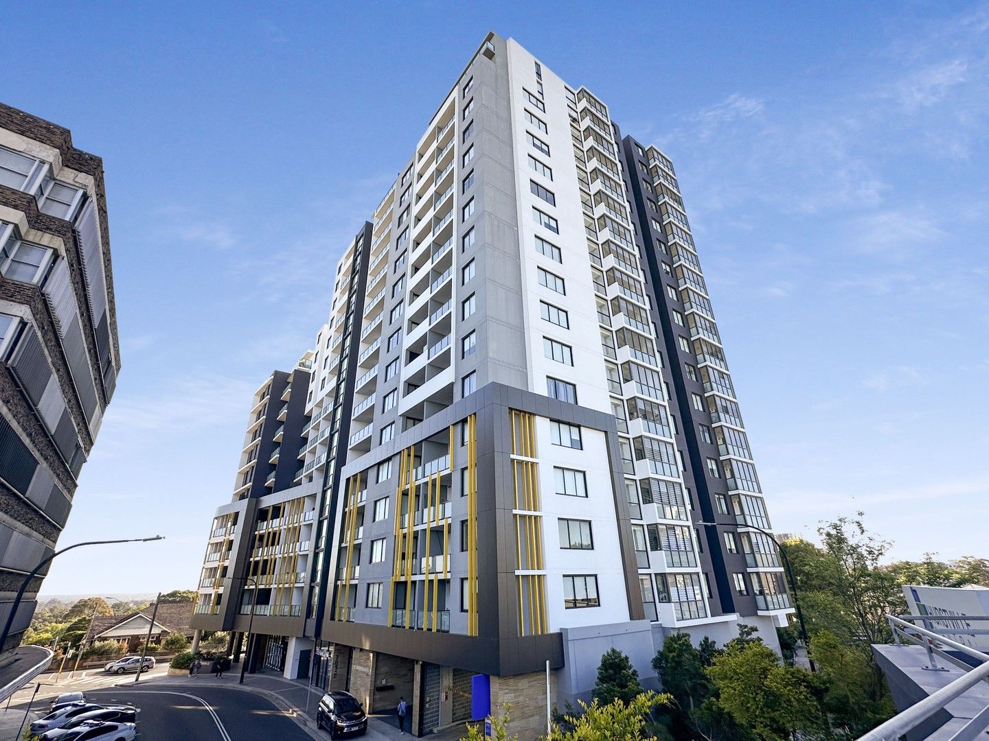 2 bedrooms Apartment / Unit / Flat in 502/1D Greenbank Street HURSTVILLE NSW, 2220