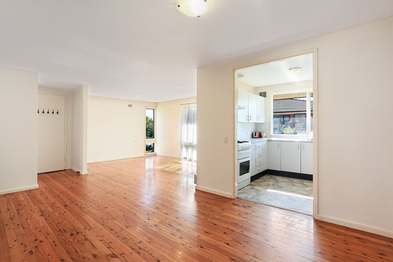 48 Mckellar Crescent, South Windsor NSW 2756 House For Rent Domain