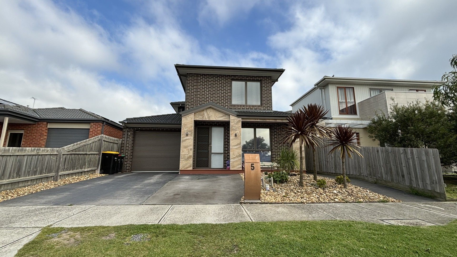 5 Waterfront Way, Keysborough VIC 3173 House For Rent Domain