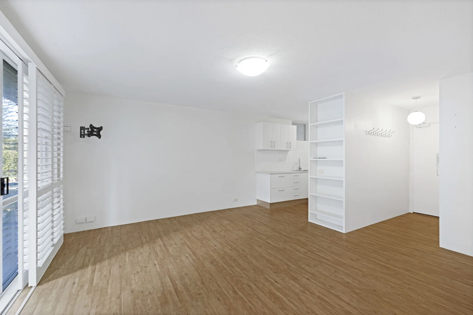 Additional image 3 of 5/280 Hedges Avenue, Mermaid Beach QLD 4218