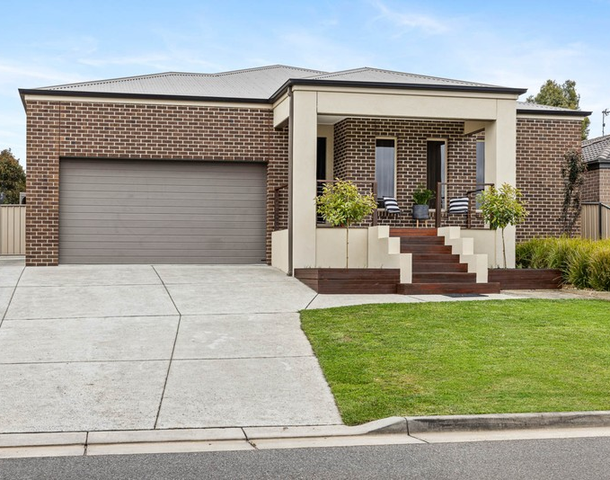 13 Jonathan Court, Brown Hill VIC 3350