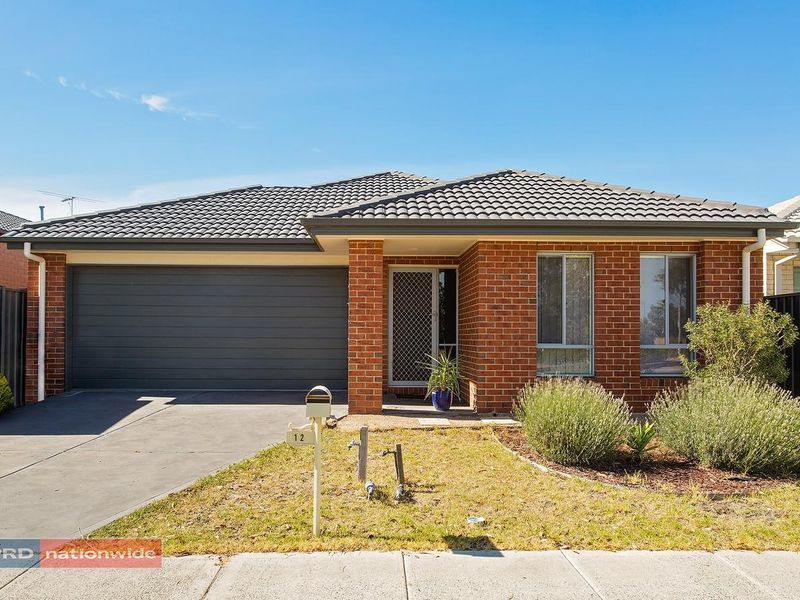 4 bedrooms House in 12 Eltham Parade WYNDHAM VALE VIC, 3024