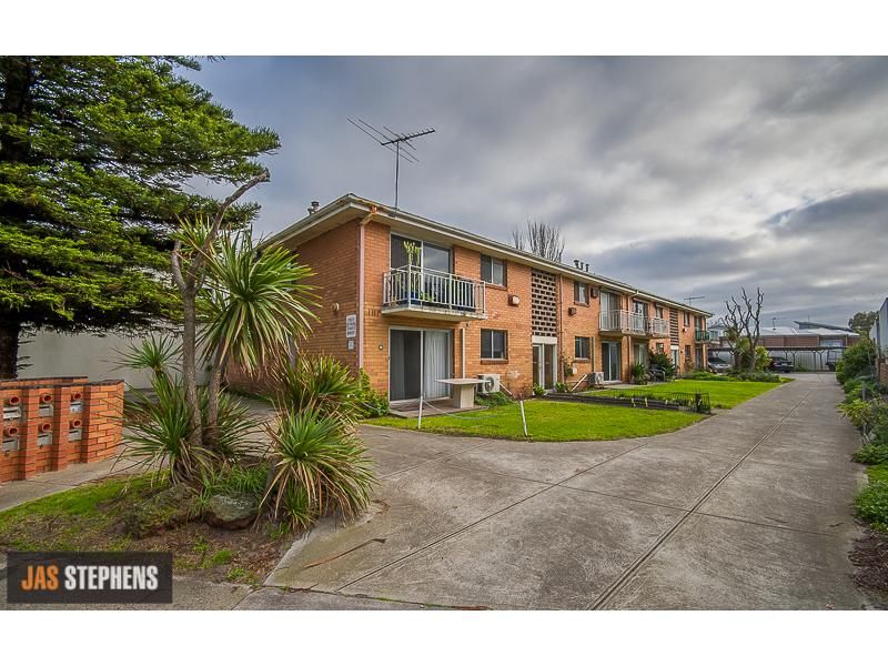 2 bedrooms Apartment / Unit / Flat in 2/261 Esplanade ALTONA VIC, 3018