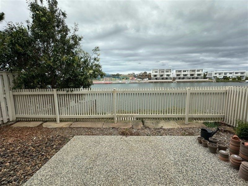 3 bedrooms Townhouse in 18/1 Ancora Cresent Ancora Crescent HOPE ISLAND QLD, 4212