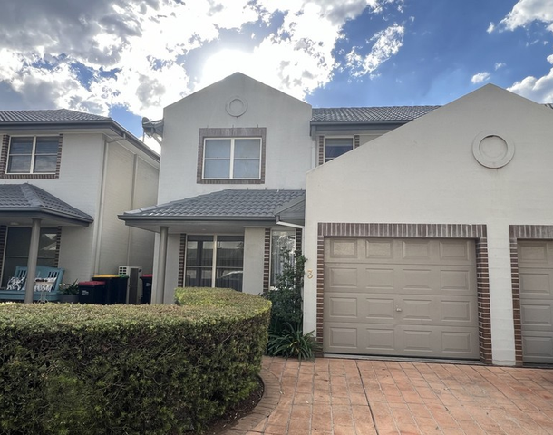 3/380 Glenmore Parkway, Glenmore Park NSW 2745