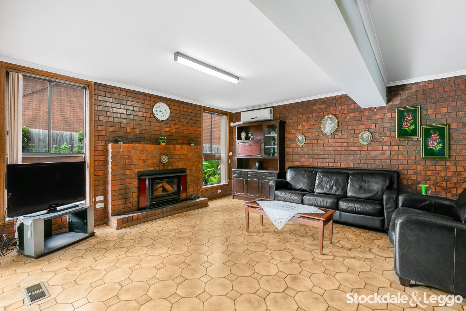 38 Manoel Avenue, Reservoir VIC 3073, Image 2