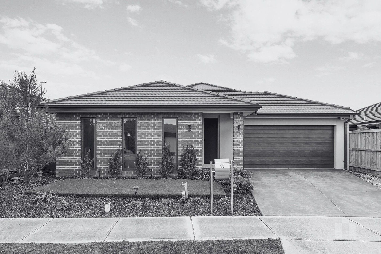 10 Sherwood Way, Doreen VIC 3754, Image 0