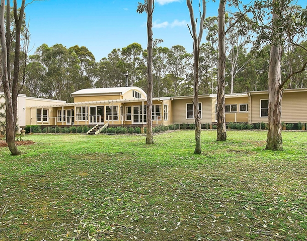 9 St James Road, Varroville NSW 2566