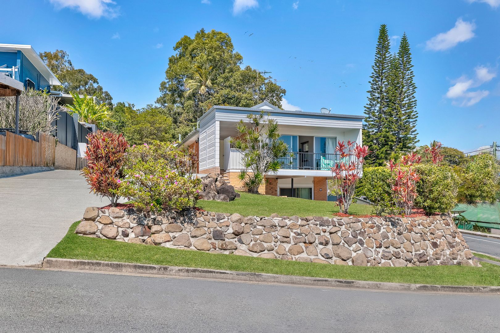 100 Dutton Street, Coolangatta QLD 4225, Image 1