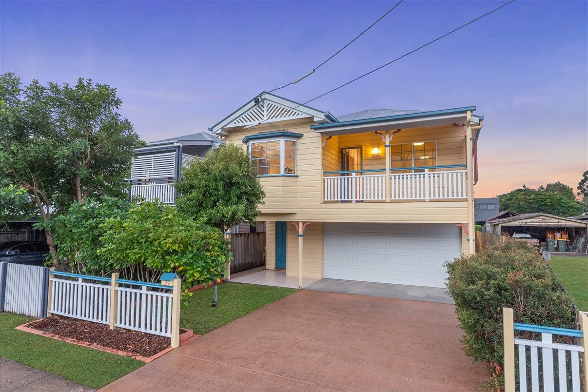 23 Montrose Street, Gordon Park QLD 4031, Image 2