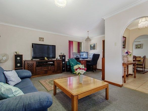 17 Kullaroo Crt, HILLMAN WA 6168, Image 1