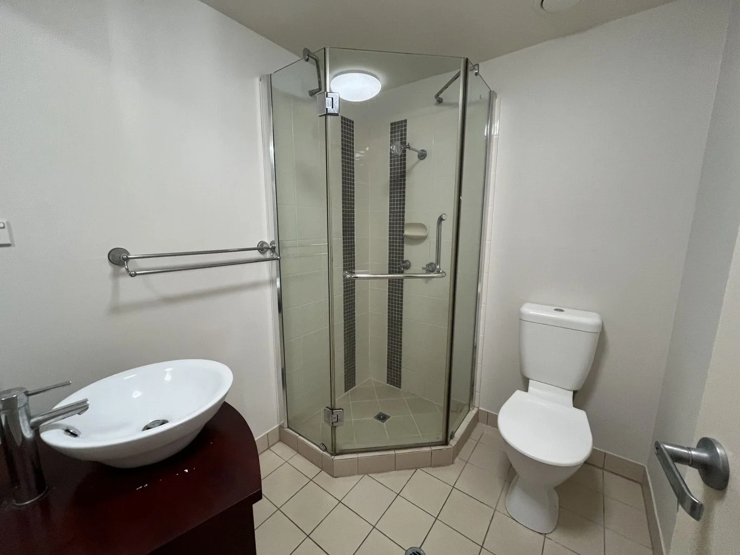 Additional image 10 of ID:21172321/29-33 Springfield Crescent, Manoora QLD 4870