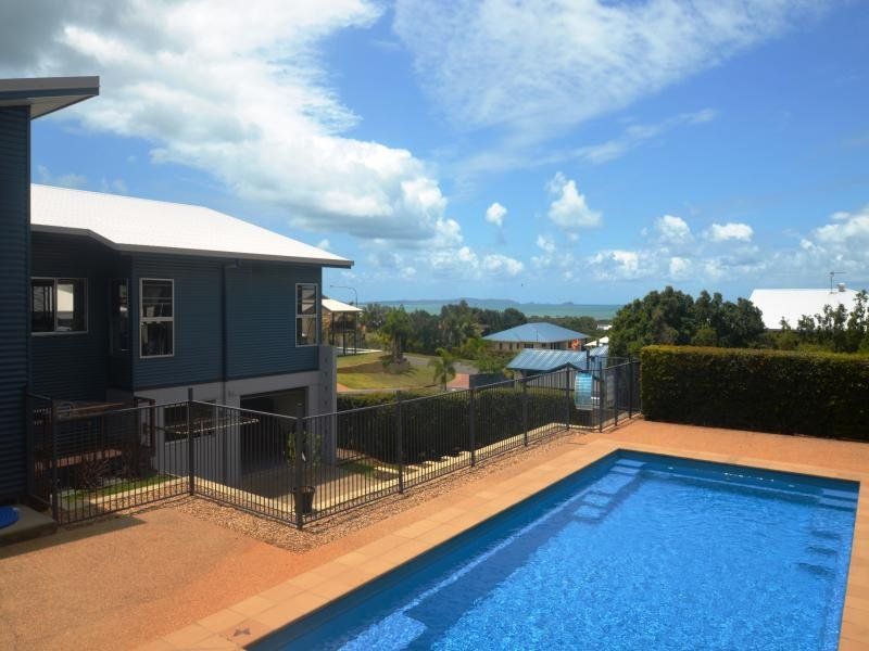 7 Mana Avenue, Pacific Heights QLD 4703, Image 2