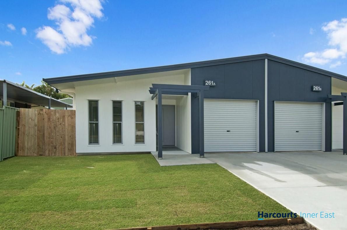 3 bedrooms Duplex in 261A Logan Street EAGLEBY QLD, 4207