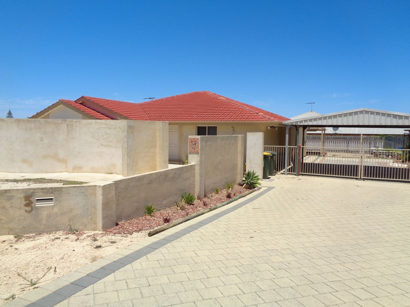 5 Gretel Court, Two Rocks WA 6037, Image 1