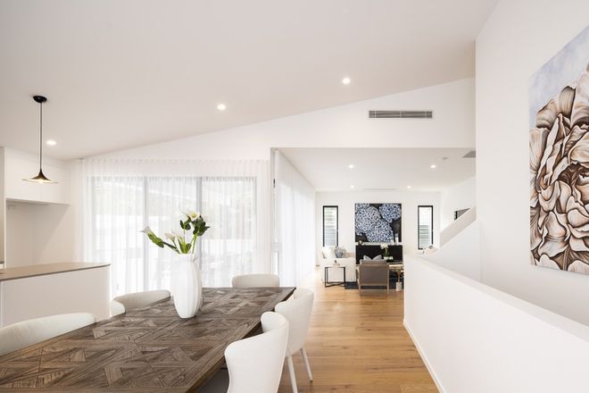 42 Rosewood Street Bardon 4065 - Image 3