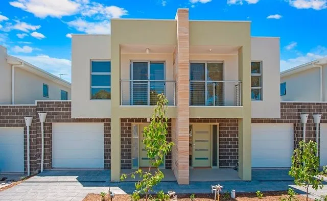 Contemporary Comfort In Dover Gardens