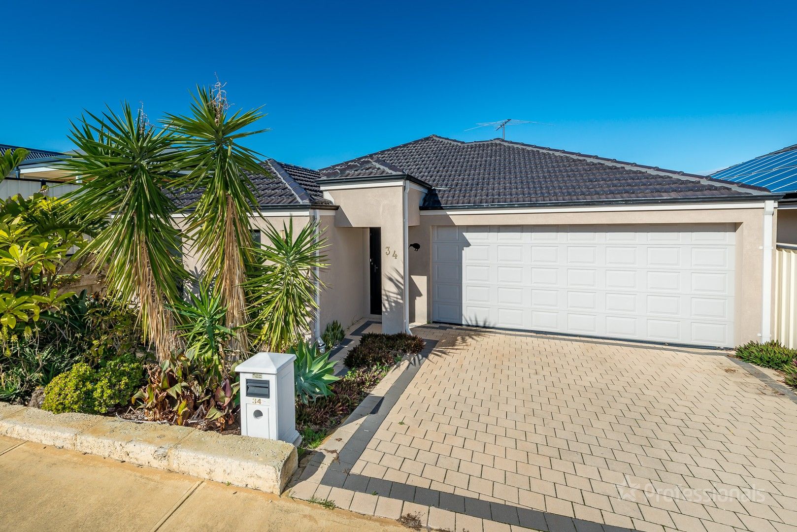 4 bedrooms House in 34 Liberty Drive CLARKSON WA, 6030
