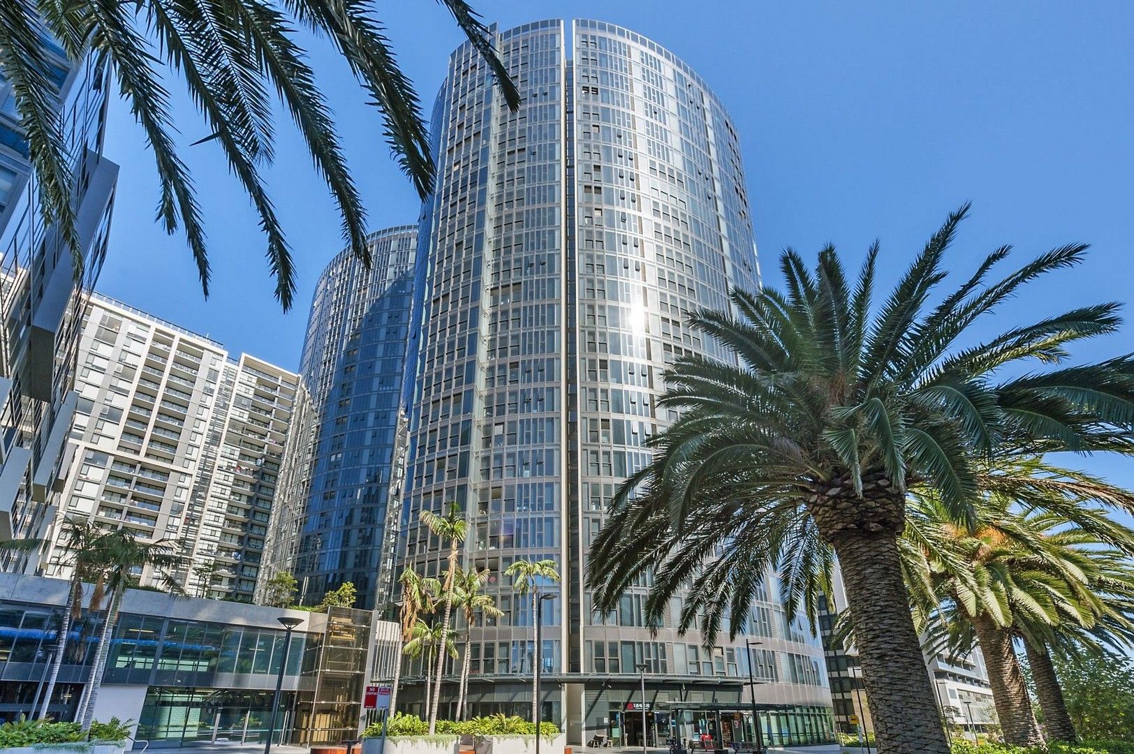 2 bedrooms Apartment / Unit / Flat in 2104/2 Waterways Street WENTWORTH POINT NSW, 2127