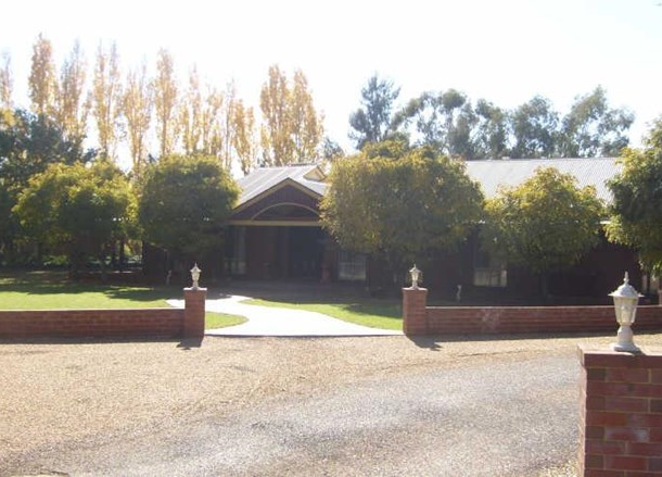 24 Charmere Place, Dubbo NSW 2830