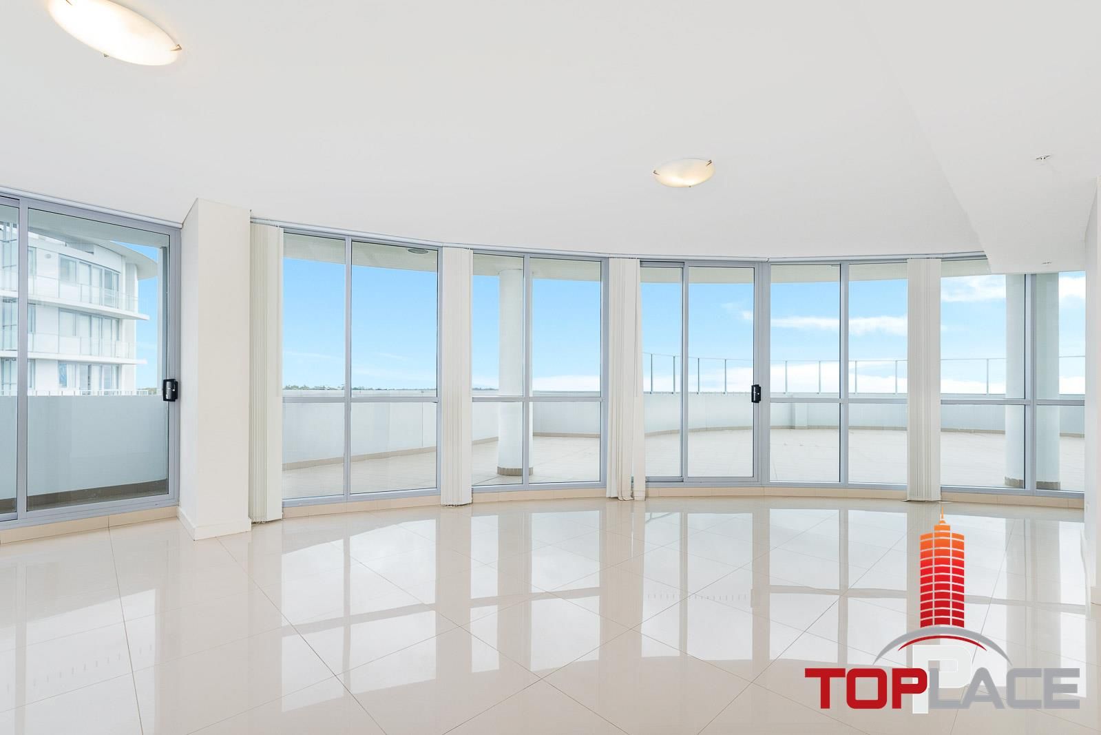 2 bedrooms Apartment / Unit / Flat in 711/299 Old Northern Road CASTLE HILL NSW, 2154
